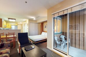 Iron/ironing board, internet, bed sheets - Relaxing 3rd-floor studio with balcony  - walk to lifts & golf (Whistler)