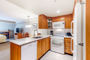 Microwave, oven, stovetop, dishwasher