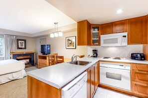 Micro-ondas, fogão, cooktop, lava-louças