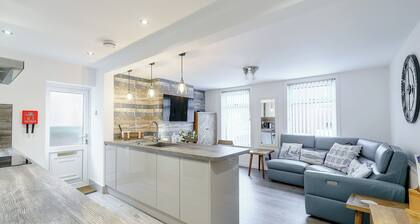 2 bedroom accommodation in Thornton-Cleveleys, near Blackpool