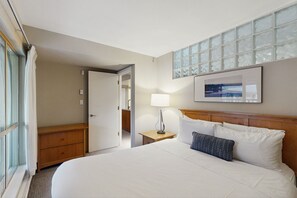 2 bedrooms, iron/ironing board, Internet, bed sheets