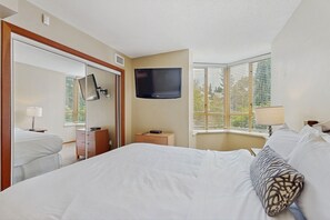 1 bedroom, iron/ironing board, internet, bed sheets