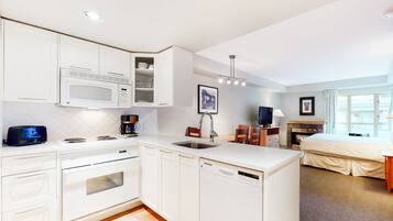 Microwave, oven, stovetop, dishwasher