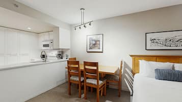 Ferros/tábuas de passar roupa, acesso de cortesia à internet