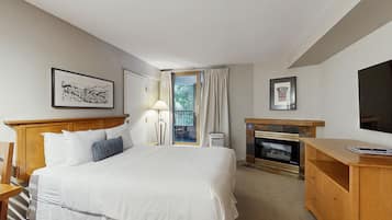 Iron/ironing board, free Internet, bed sheets