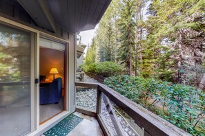 Terrace/patio - Slope-side condo with private balcony, pool, hot tub access, & gas fireplace (Whistler)