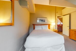 2 chambres, fer et planche à repasser, accès à Internet, literie fournie