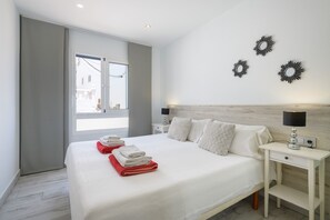 Coffre-fort, fer et planche à repasser, accès au Wi-Fi (inclus)