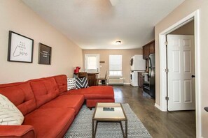 Living area - Cozy Getaway near ATU and ANO (Dover)