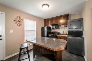 Private kitchen - Lovely Studio 1BD Condo | Arkansas Tech (Dover)