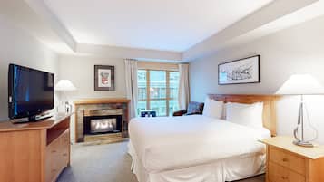 Iron/ironing board, Internet, bed sheets