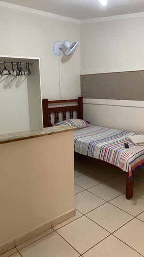 Økonomi-enkeltrom | Wi-fi (inkludert) og sengetøy