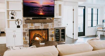 Fairway View + Ocean View Penthouse + Clubroom