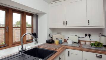 Dishwasher, highchair
