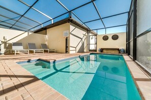 Piscine extérieure
