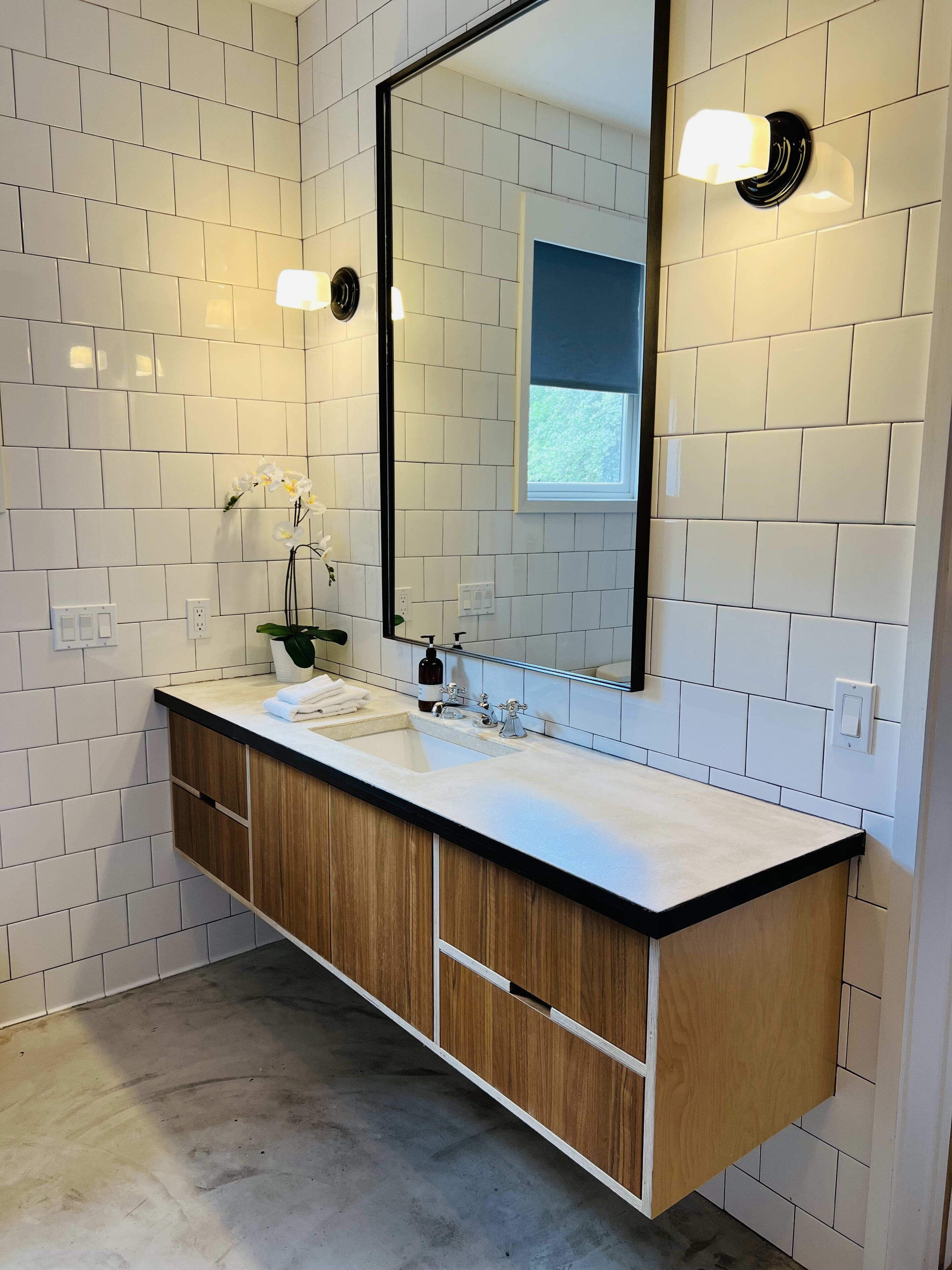 Badewanne, Haartrockner