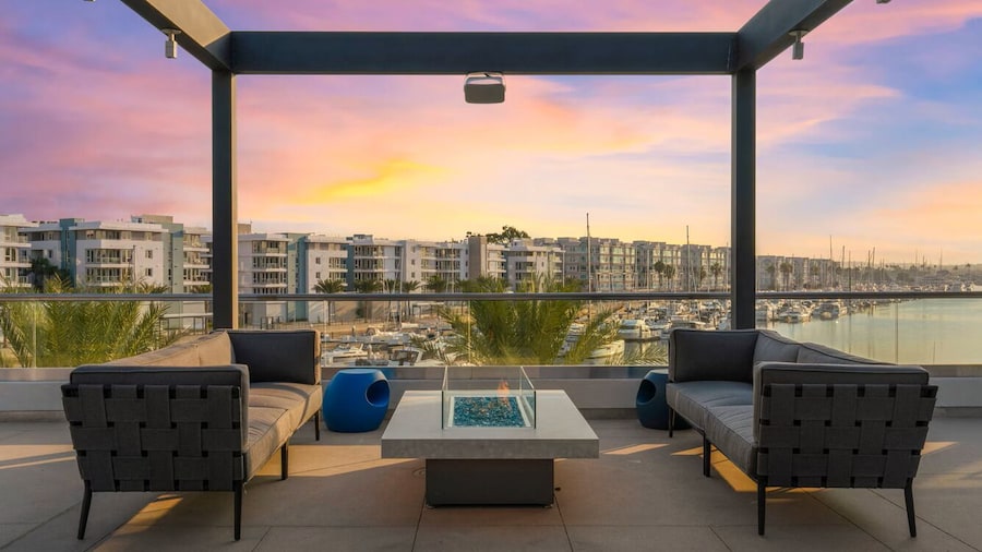 Courtyard by Marriott Marina del Rey