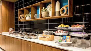 Free daily buffet breakfast