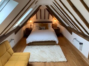 Hus, 1 queensize-seng | 1 soverom, wi-fi (inkludert) og sengetøy