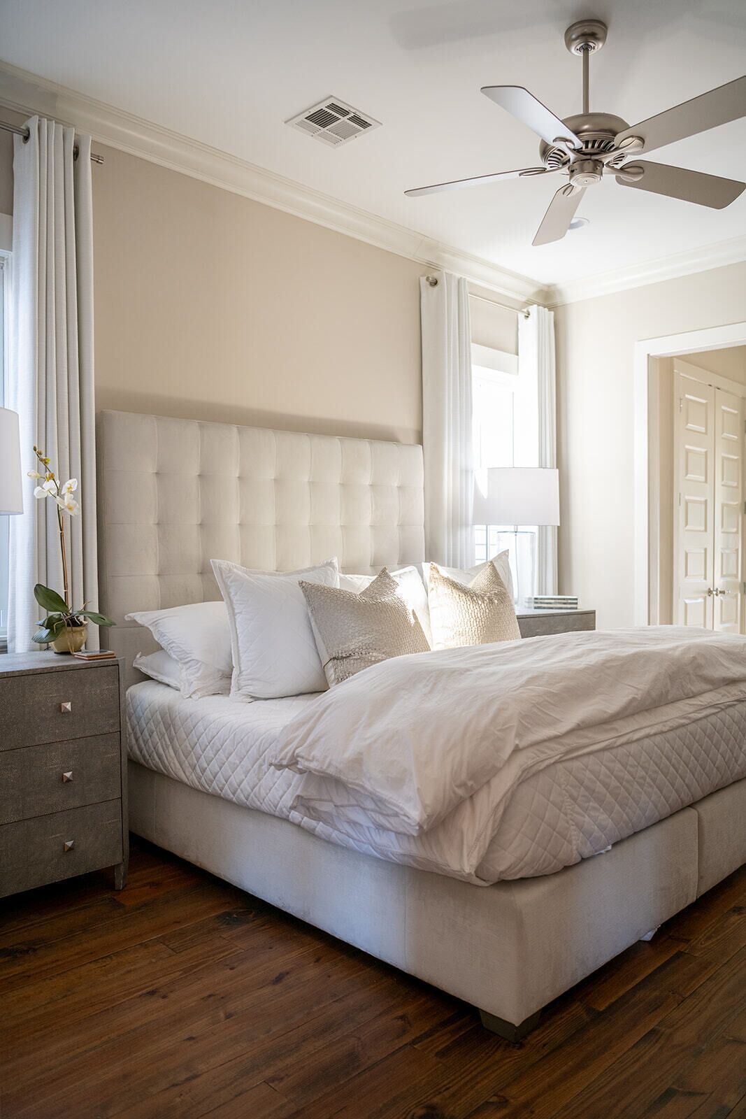 2 chambres, fer et planche à repasser, lit parapluie, Wi-Fi gratuit