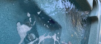 Hot Tub, Pets Welcome.