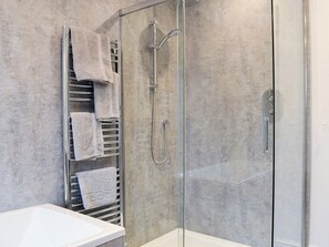 Towels - 4 bedroom accommodation in Ambleside (Ambleside)