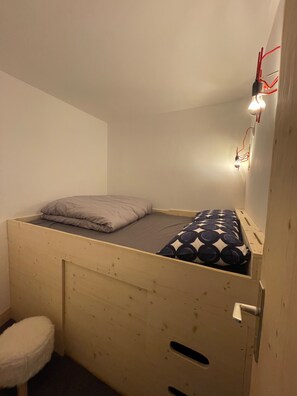 2 間睡房、熨斗/熨衫板、免費 Wi-Fi