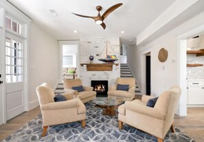 Interior - Just redone, 1 1/2 block from Ventnor beach (Ventnor City)