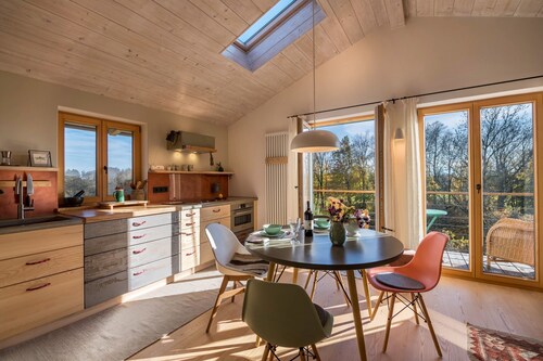 Holiday Apartment "Bei der Töpferei" with Balcony, Terrace, Garden & Wi-Fi