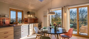 Holiday Apartment "Bei der Töpferei" with Balcony, Terrace, Garden & Wi-Fi