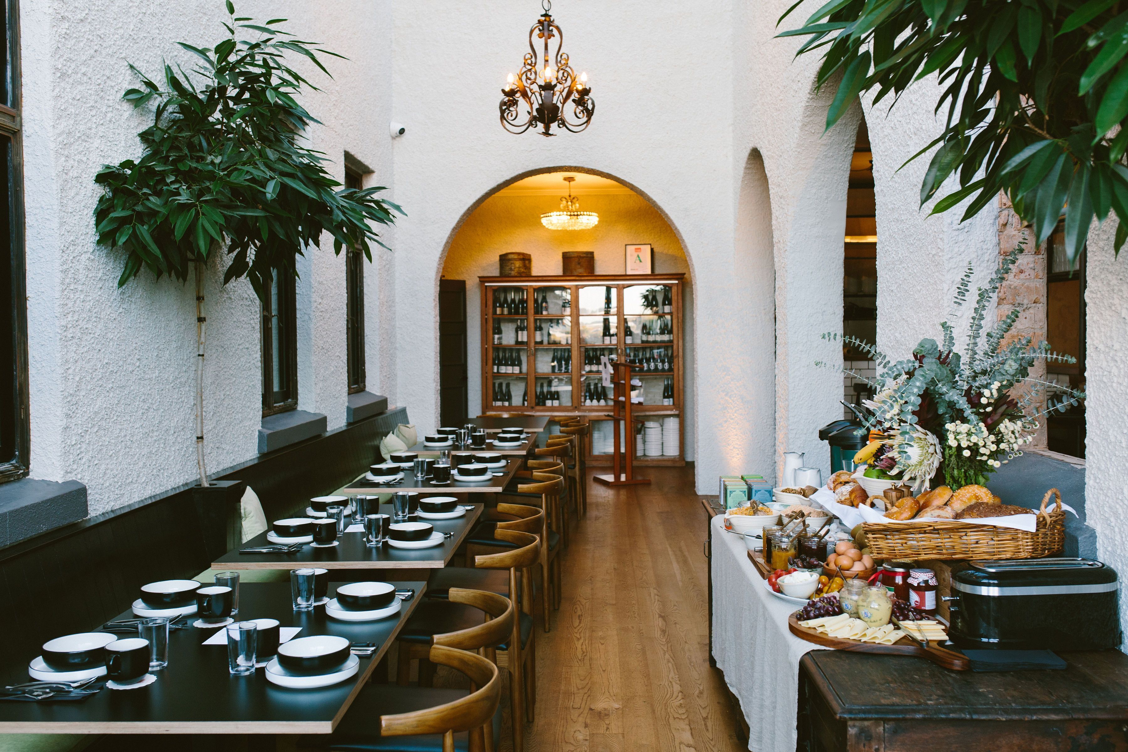 Se sirven comidas y cenas 