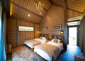 Minibar, desk, blackout curtains, iron/ironing board - Sumlodol Hengqin Camping Town (Zhuhai)