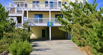 WH852- Stunning! Private Pool, Hot Tub, 4 BRs, Pool Table and Screened Porch!