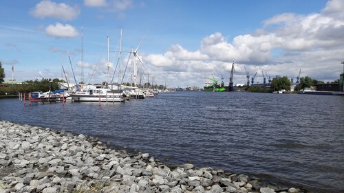 Vacation apartment Breitschuh's Havenwelten in Bremerhaven⚓Free WLAN & parking space