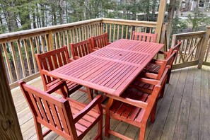 Outdoor dining - Lakefront Home in Barnstead w/ Seasonal Hot Tub (Barnstead)
