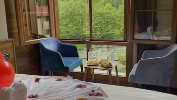 Dobbeltrom for 1 person – honeymoon | Sengetøy i egyptisk bomull, sengetøy av topp kvalitet og dundyner