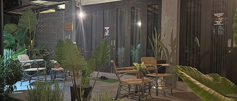 Double Room, 1 Queen Bed, Pool View | Terrace/patio