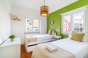 2 chambres, fer et planche à repasser, Wi-Fi gratuit, draps fournis