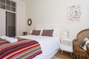 6 Schlafzimmer, Bügeleisen/Bügelbrett, kostenloses WLAN, Bettwäsche