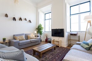 TV