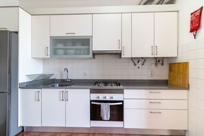 Fridge, microwave, oven, dishwasher