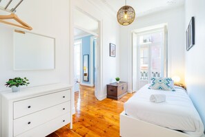 6 camere, ferro/asse da stiro, Wi-Fi gratuito, lenzuola