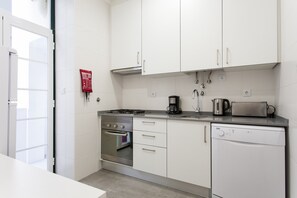 Fridge, microwave, oven, dishwasher