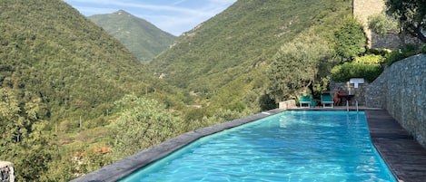 Alberca al aire libre