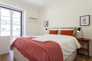 4 chambres, fer et planche à repasser, Wi-Fi gratuit, draps fournis