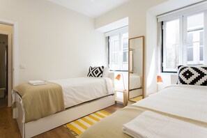 4 Schlafzimmer, Bügeleisen/Bügelbrett, kostenloses WLAN