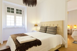 5 soverom, strykejern/-brett, wi-fi (inkludert) og sengetøy