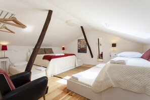 4 bedrooms, iron/ironing board, free WiFi