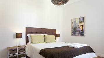 3 Schlafzimmer, BĂŒgeleisen/BĂŒgelbrett, kostenloses WLAN, BettwĂ€sche