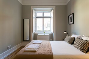 8 bedrooms, iron/ironing board, free WiFi, bed sheets